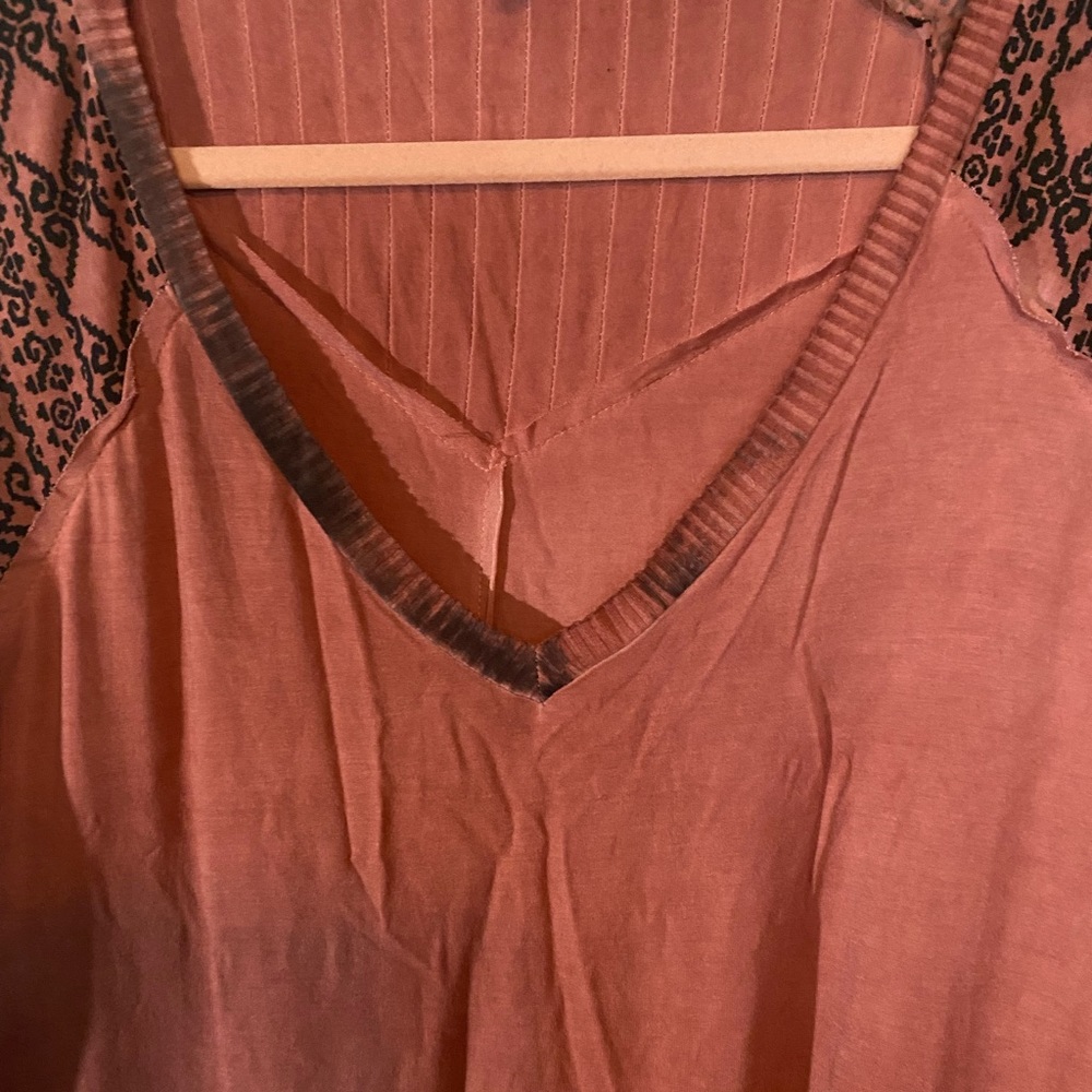 POL Tunic V-Neck Top